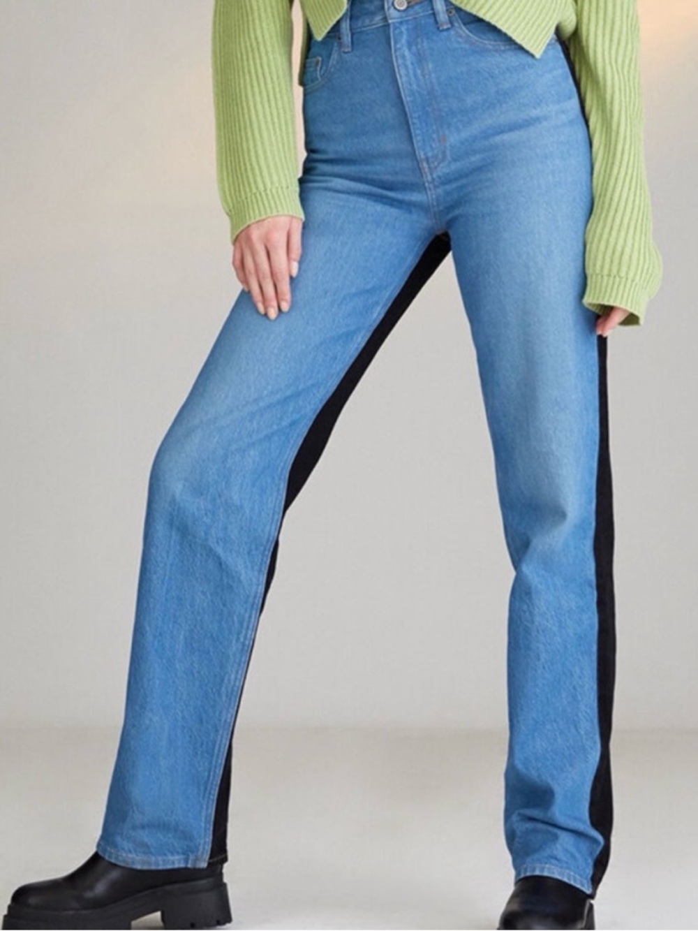 PacSun Blue Black Paneled 90’s Boyfriend Jeans Size 25